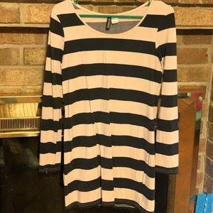 Casual Black & White Dress